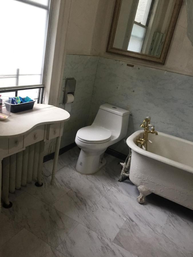 Private Room In Manhattan New York Extérieur photo